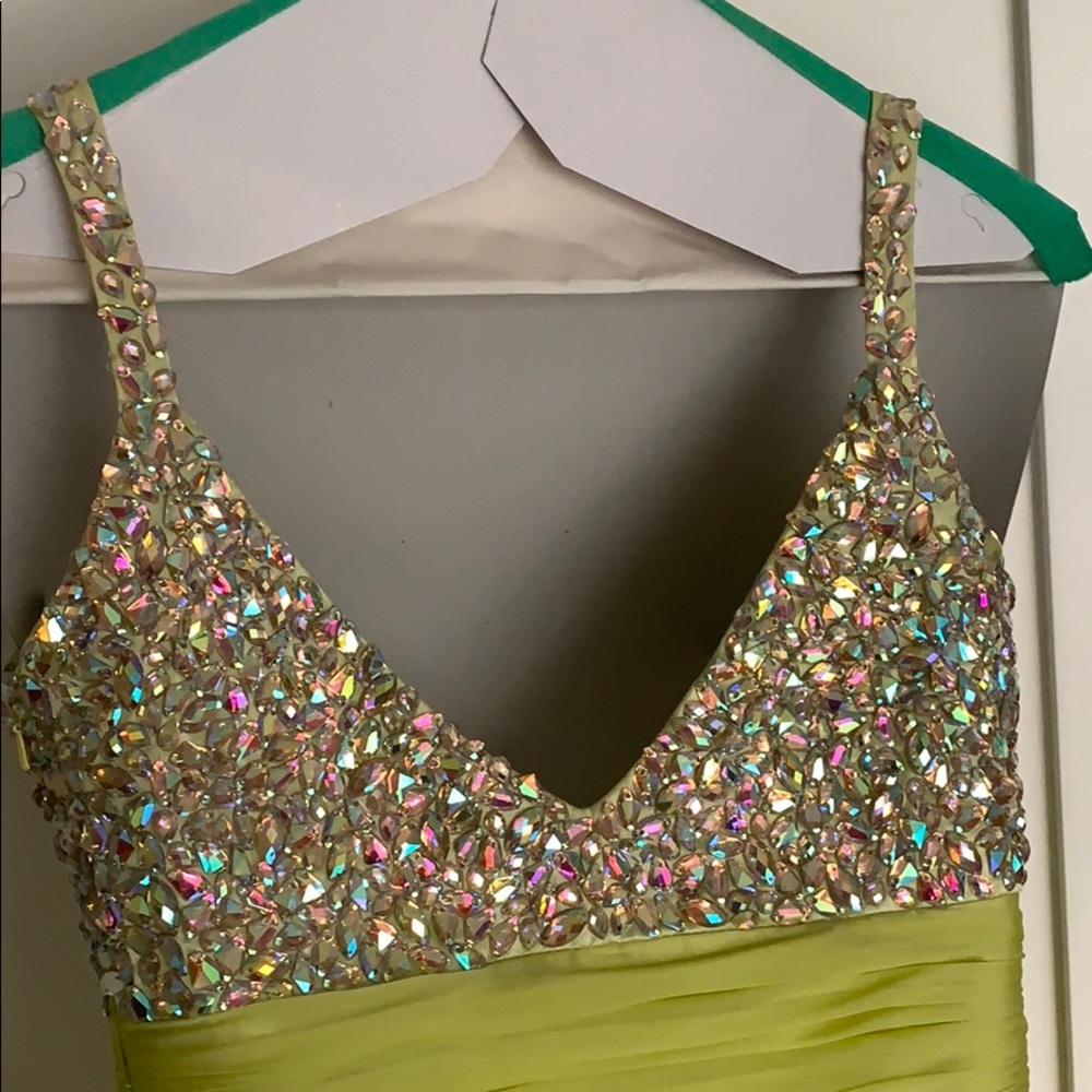 La femme gown. Jeweled bodice, full length chiffon - Picture 3 of 6